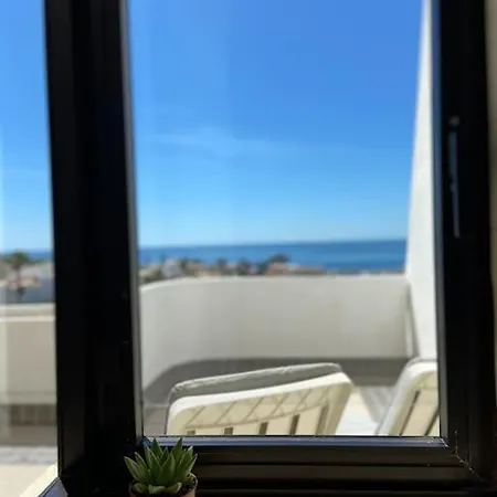 - Amazing Ocean View *
